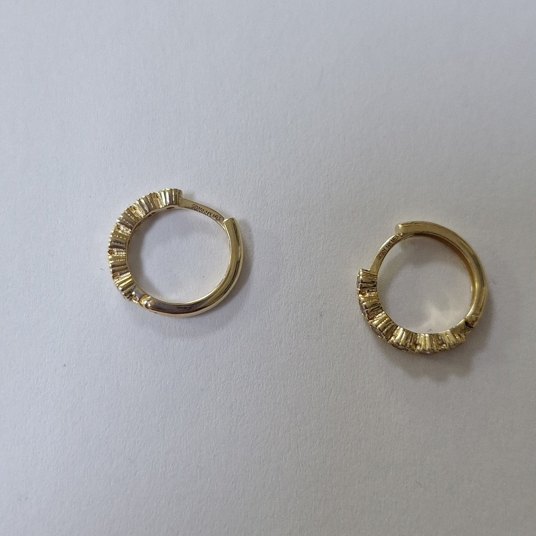 ARETES ARRACADA C CIRCONIAS 14K 2.1 GR (NUEVO)