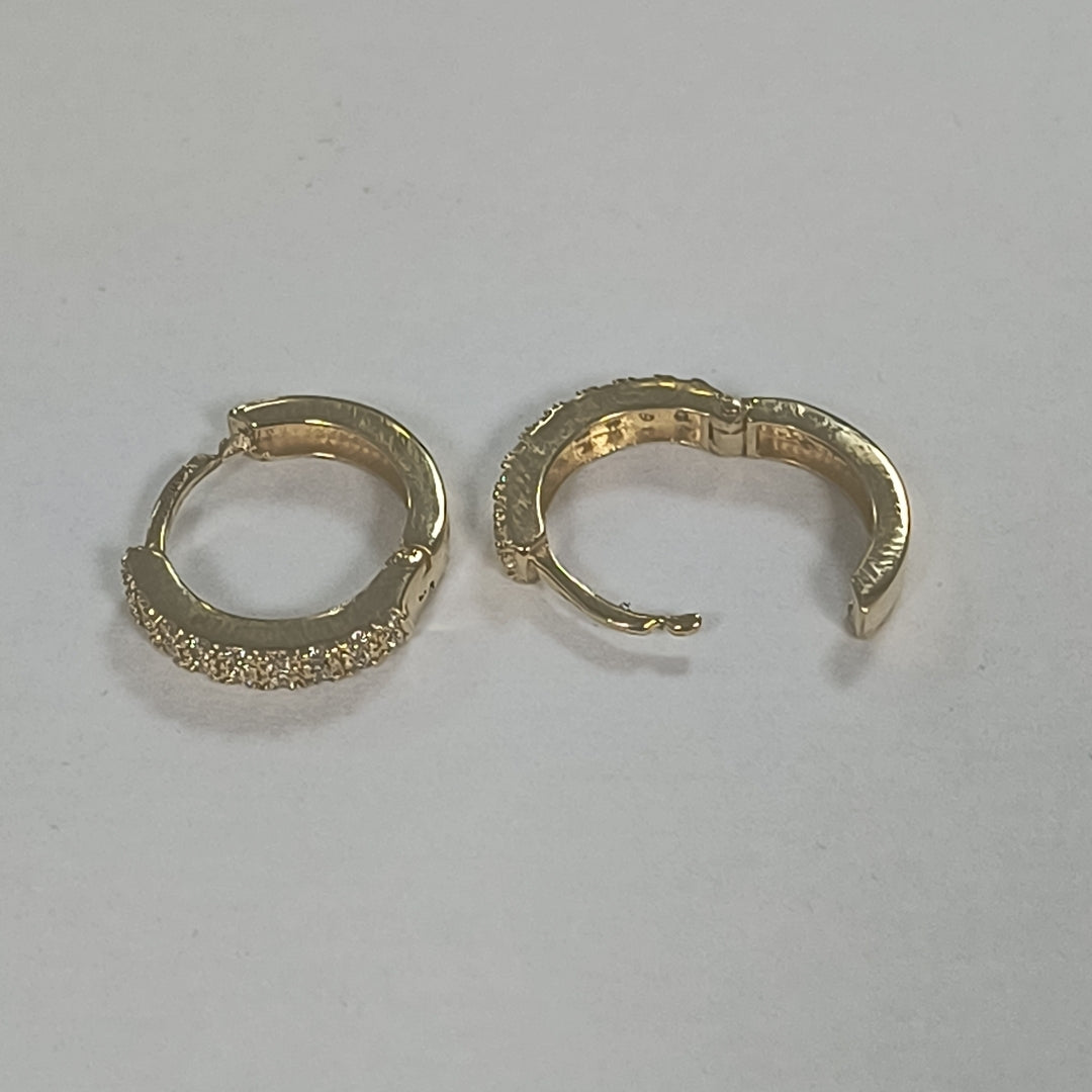 ARETES HUGGIES C CIRCONIAS 14K 1.7 GR (NUEVO)