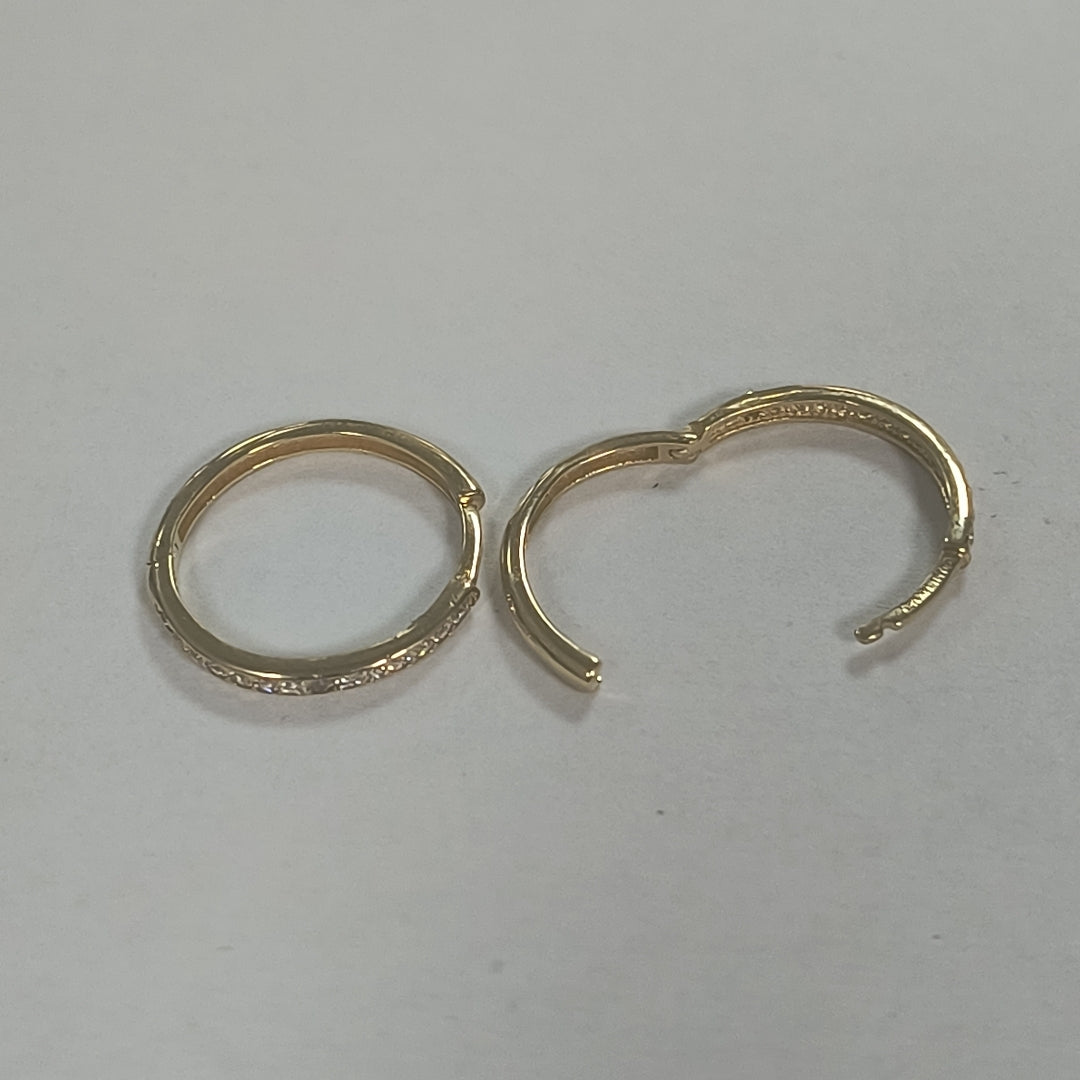 ARETES ARRACADAS C CIRCONIAS 14K 1.7 GR (NUEVO)