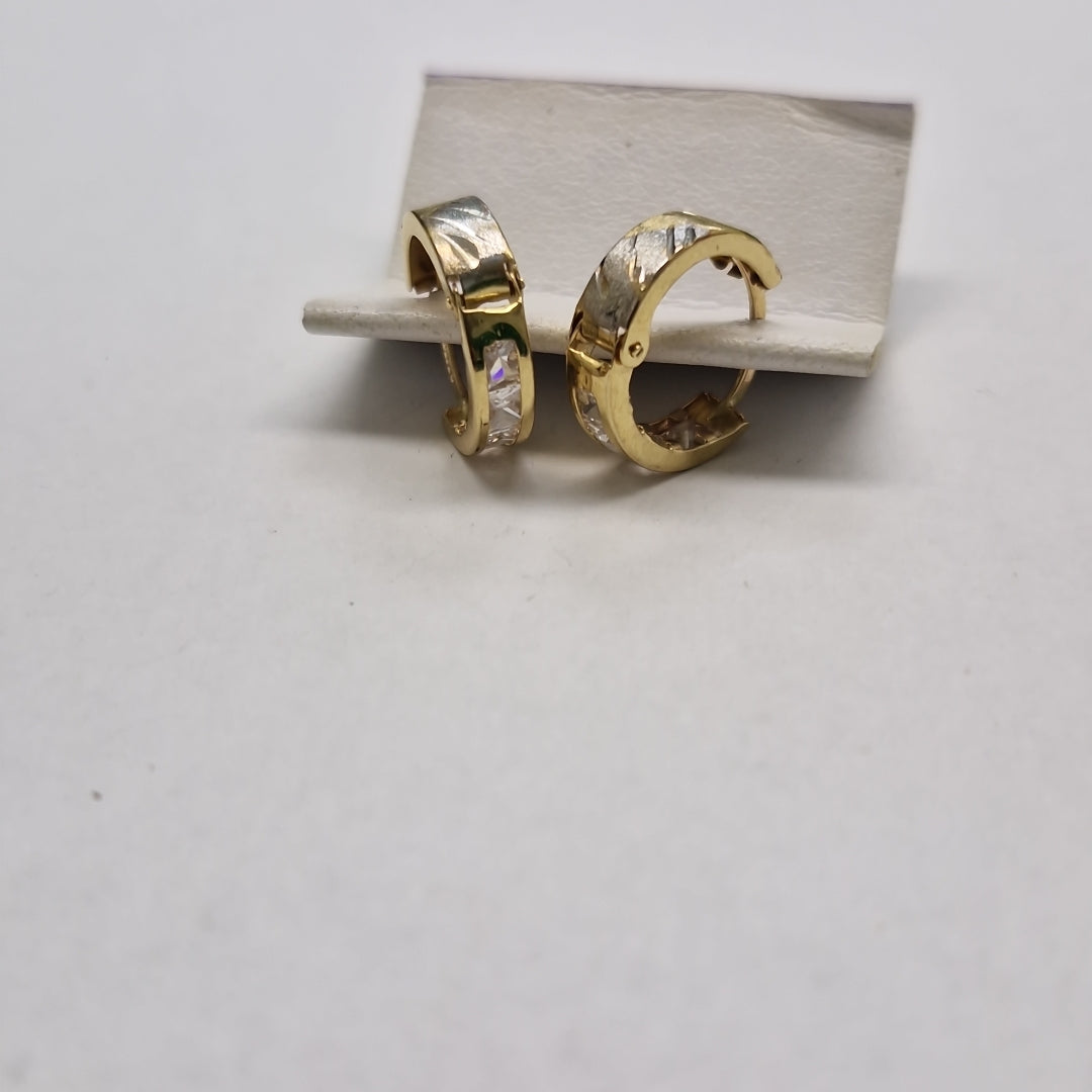 ARETES ARRACADAS C CIRCONIAS 10K 1.2 GR (NUEVO)