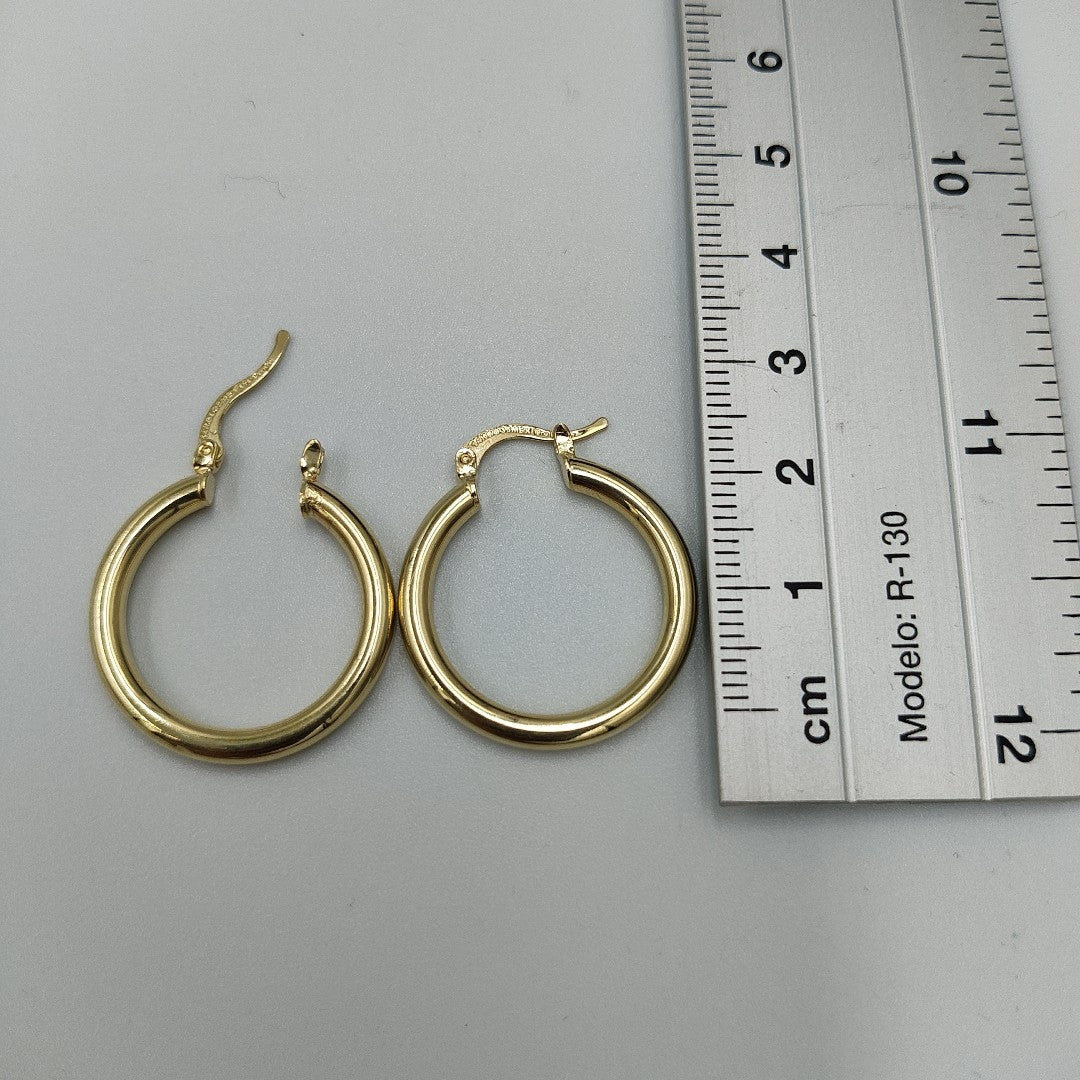 ARETES TEJIDO ARRACADAS LISAS HUECAS 14K 2.1 GR (NUEVO)