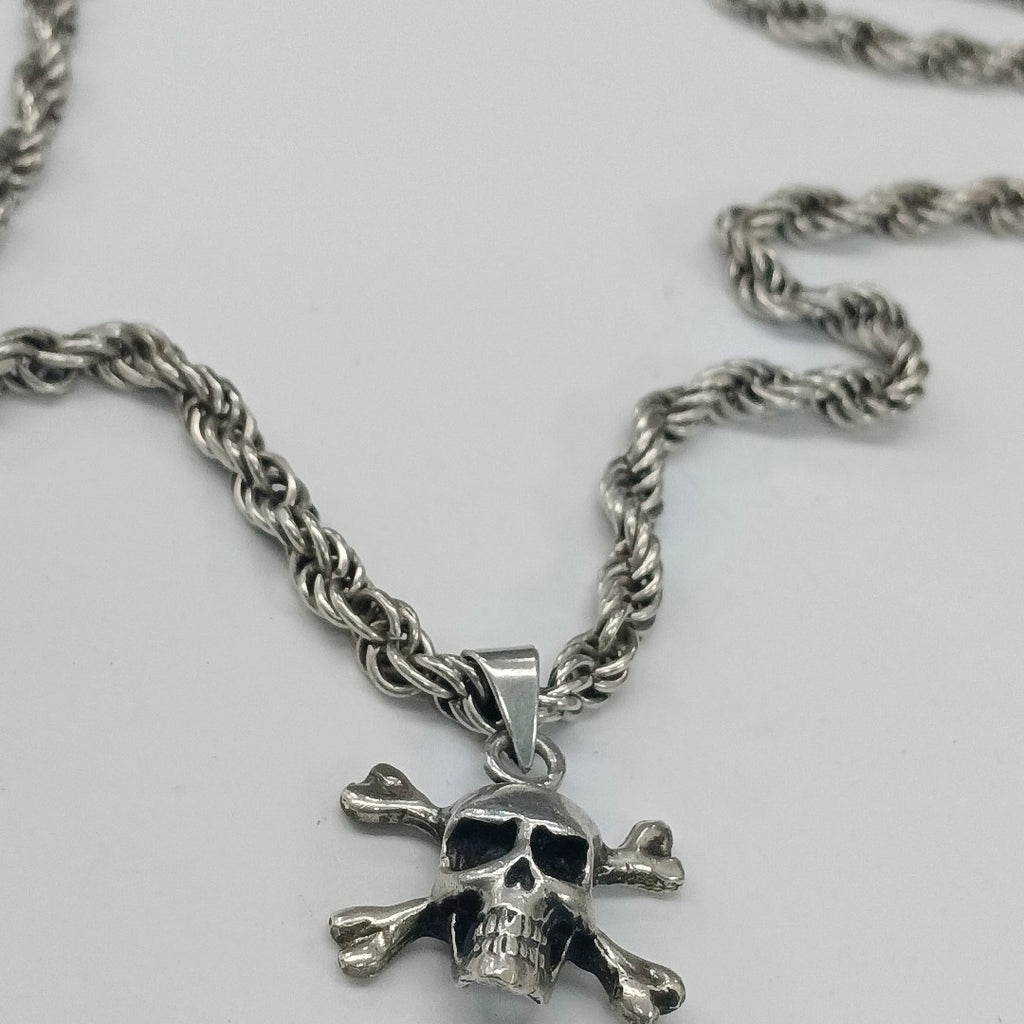CADENA, DIJE PLATA 53.1 GRMS (SEMINUEVO)