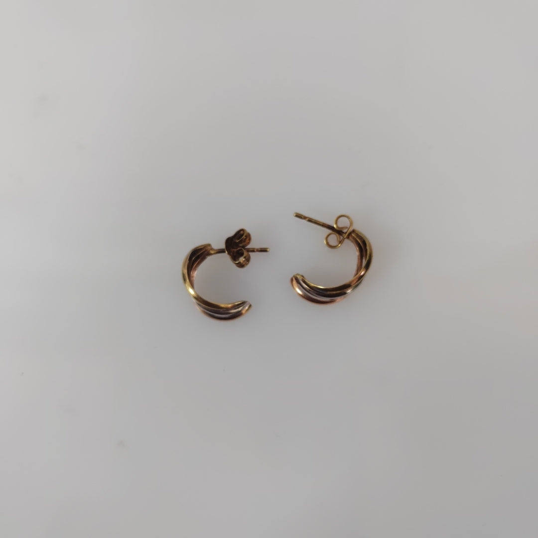 ARETES PAR ORO 14 K 0.9 GRMS (SEMINUEVO)