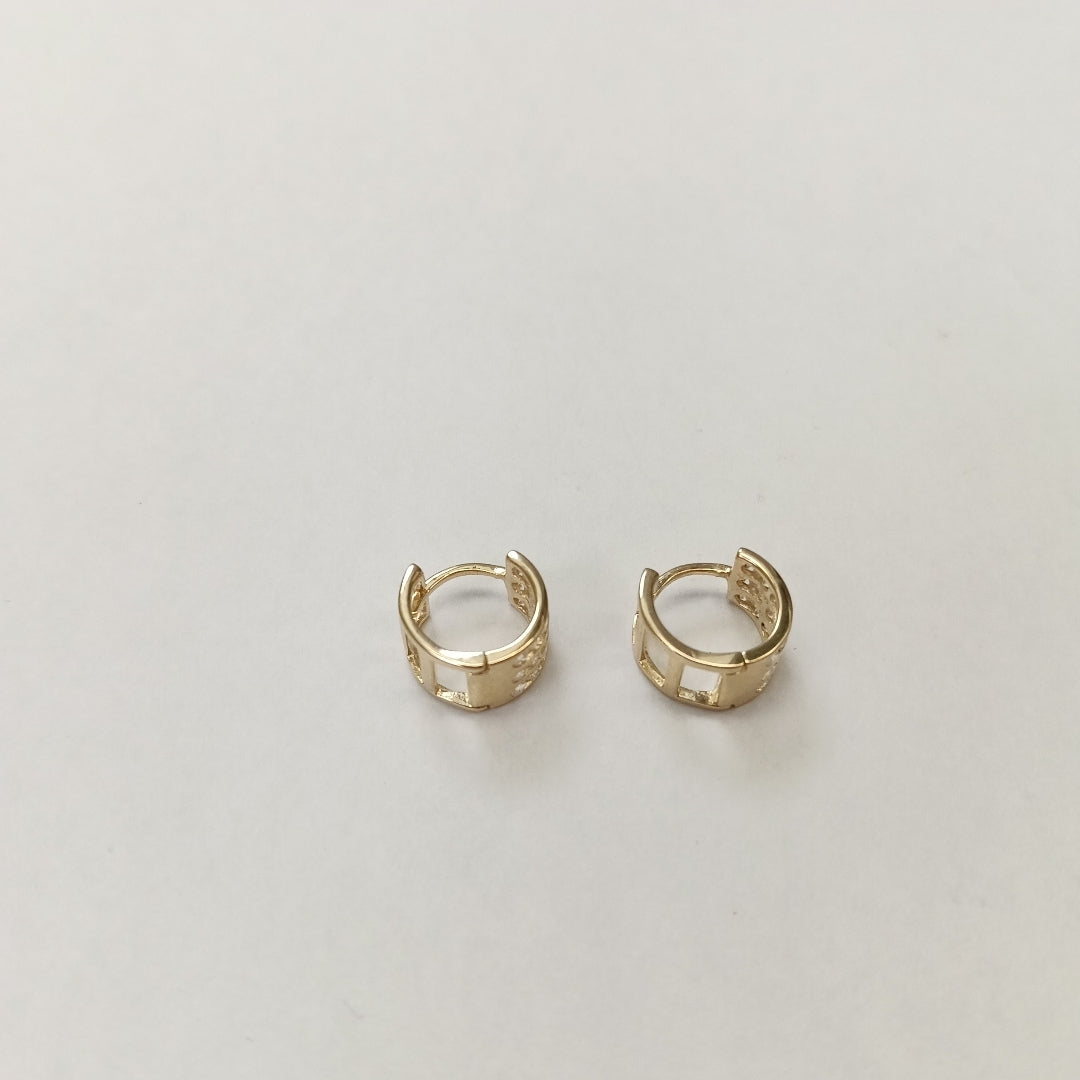 ARETES HUGGIES C CIRCONIA 14K 2.1 GR (NUEVO)