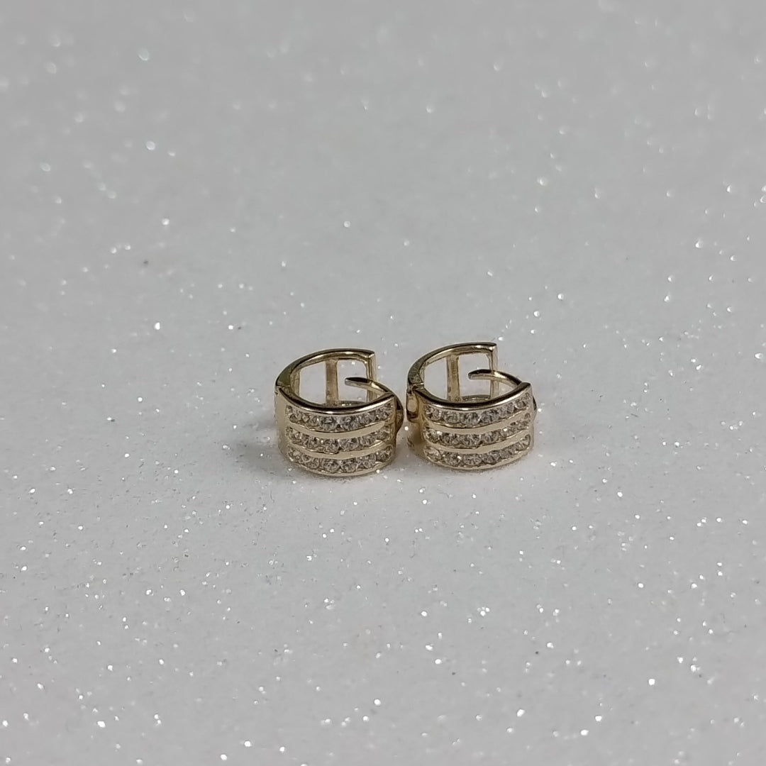 ARETES HUGGIES C CIRCONIA 14K 2.1 GR (NUEVO)
