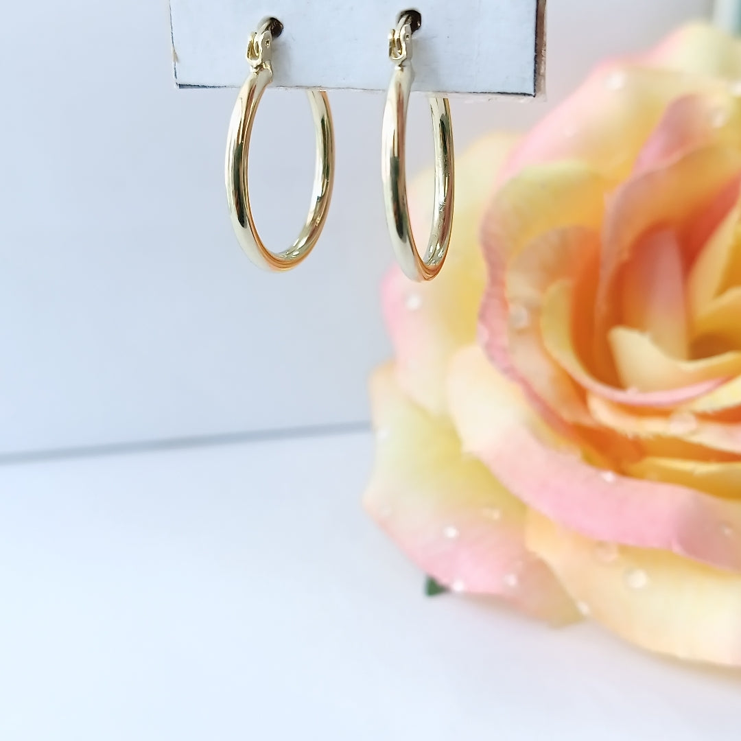 ARETES TEJIDO ARRACADAS LISAS 14K 1.2 GR (NUEVO)