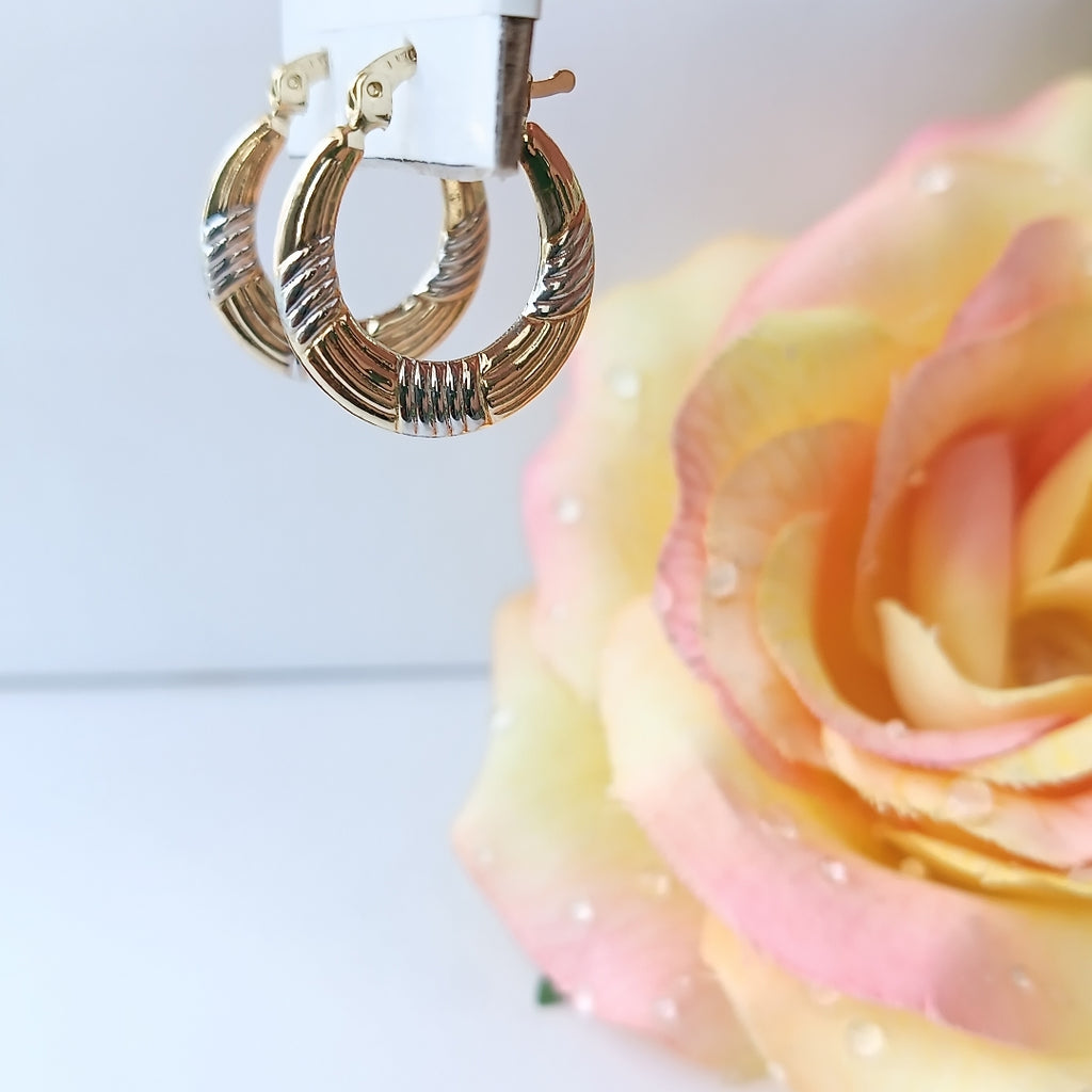 ARETES TEJIDO ARRACADAS COMBINADAS HUECAS 14K 1.8 GR (NUEVO)
