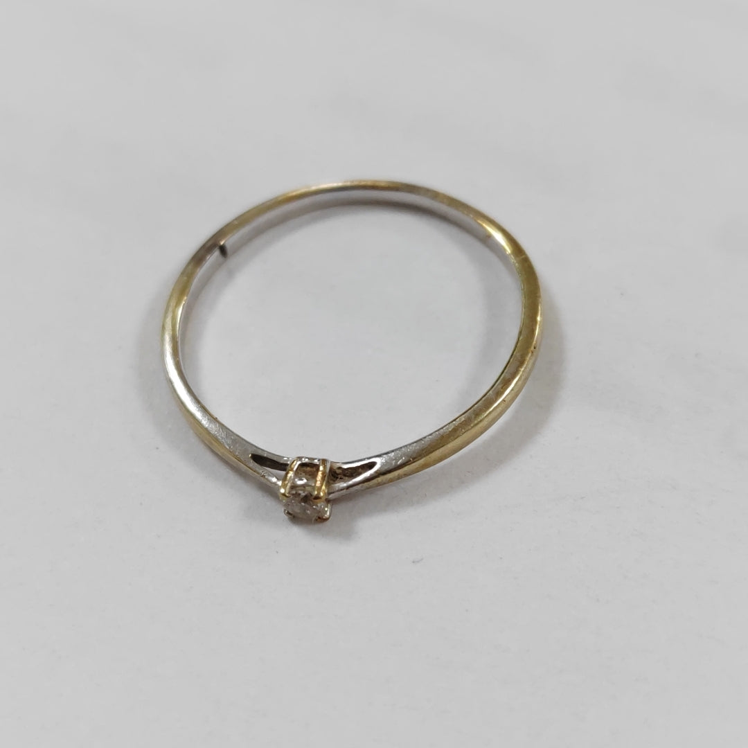 SOLITARIO ORO, ORO BLANCO 14 K 0.9 GRMS (SEMINUEVO)