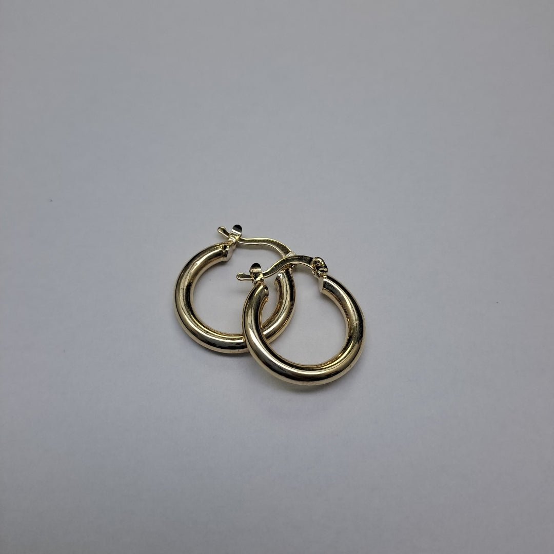 ARETES TEJIDO ARRACADAS LISAS 14K 1.6 GR (NUEVO)