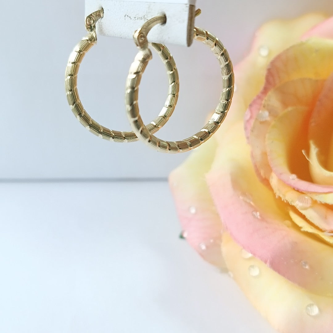ARETES ARRACADAS LABRADAS 14K 3.2 GR (NUEVO)