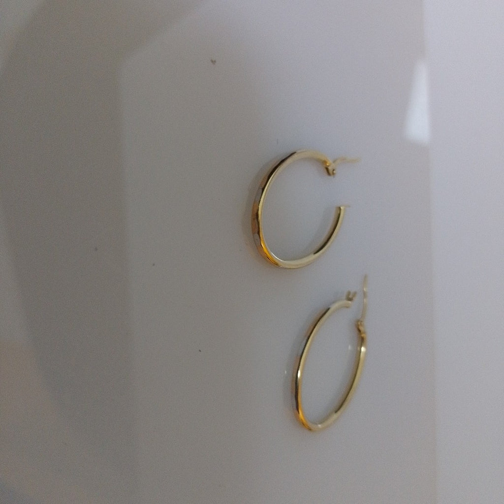 ARRACADAS PAR ORO 14 K 1.9 GRMS (SEMINUEVO)
