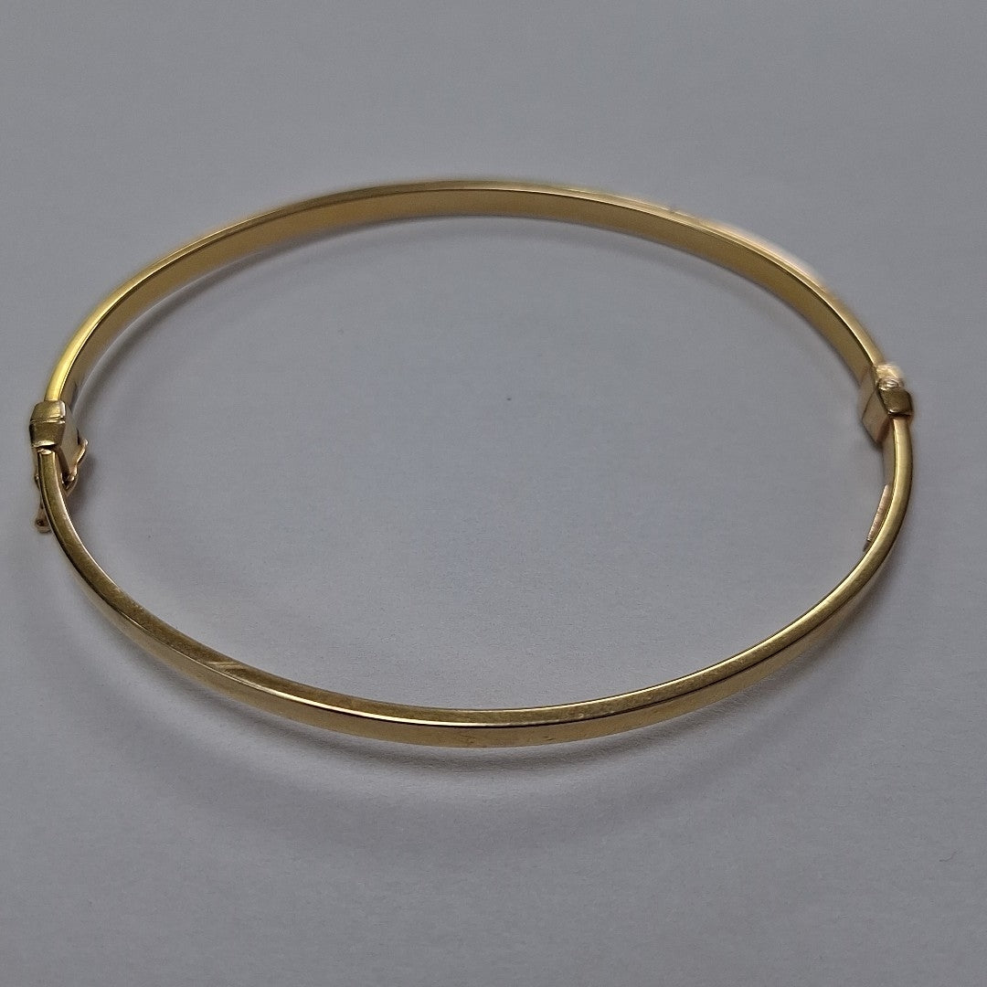 PULSERA RIGIDA ORO 10 K 2.9 GRMS (SEMINUEVO)