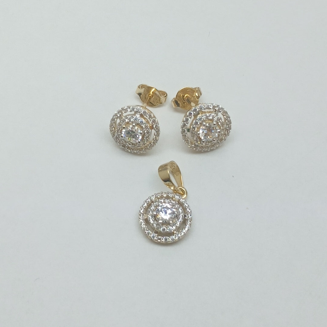BROQUELES MEDIO ADEREZO BROQUELES Y DIJE C CIRCONIAS 14K 4.1 GR (NUEVO)