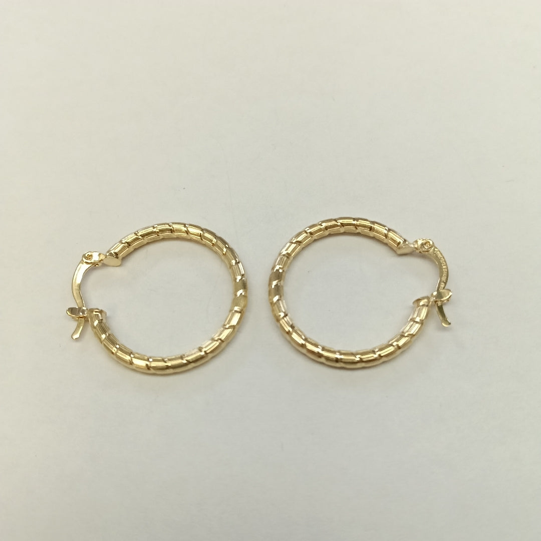 ARETES ARRACADAS LABRADAS 14K 3.2 GR (NUEVO)