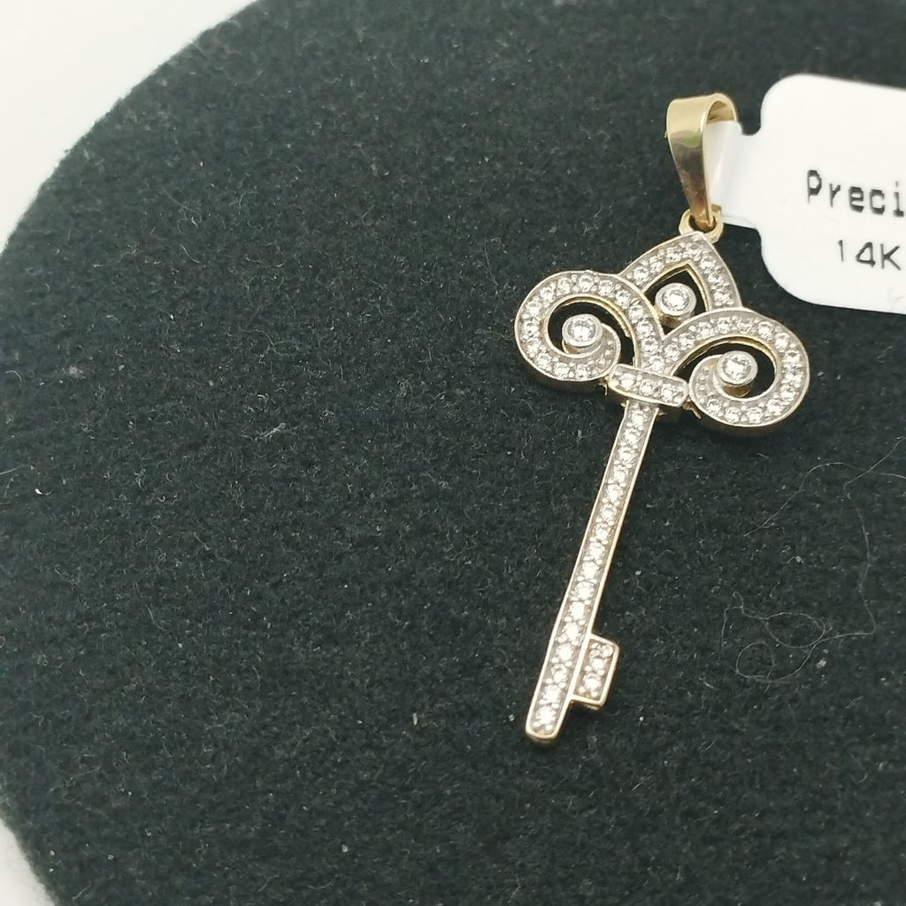 DIJE LLAVE C CIRCONIAS 14K 1.6 GR (NUEVO)
