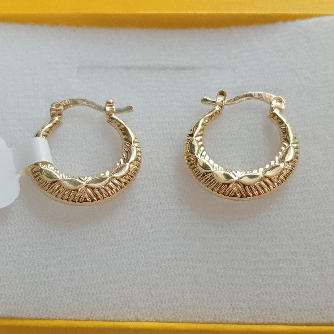 ARETES ARRACADAS HUECAS 14K 1.8 GR (NUEVO)