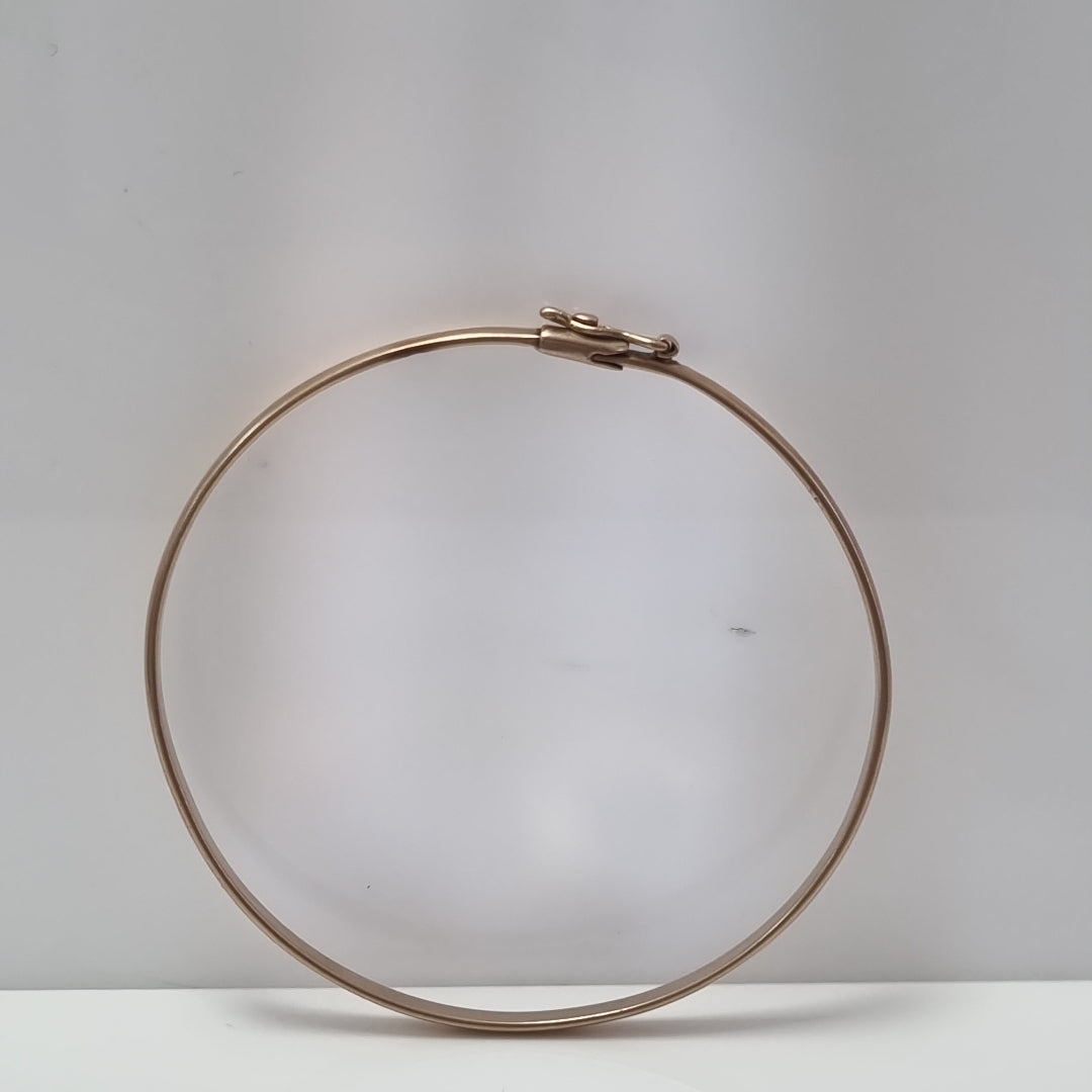 PULSERA RIGIDA ORO 8 K 7.9 GRMS (SEMINUEVO)