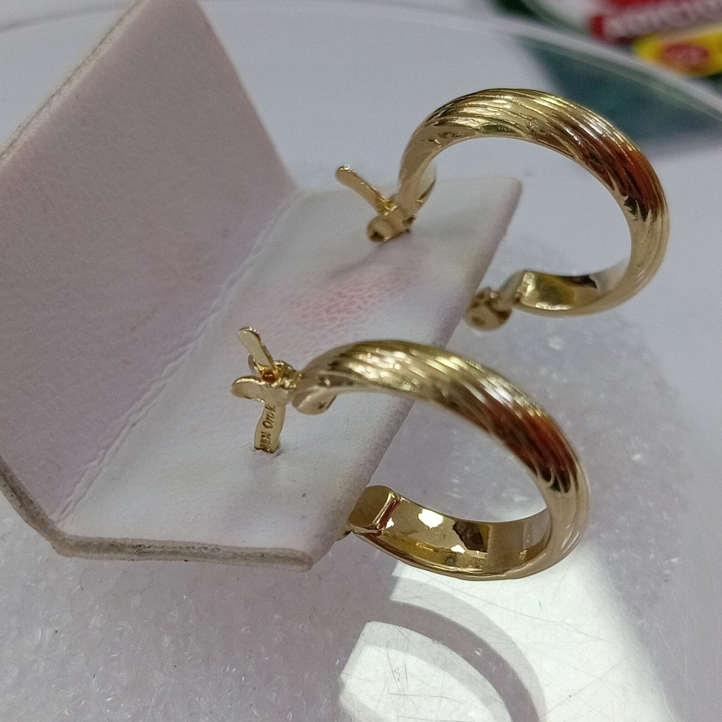ARETES ARRACADA ASTRIADA 14K 1.6 GR (NUEVO)