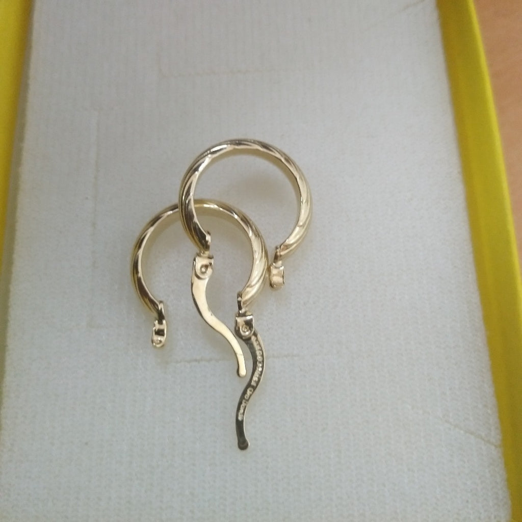 ARETES ARRACADA ASTRIADA 14K 1.6 GR (NUEVO)