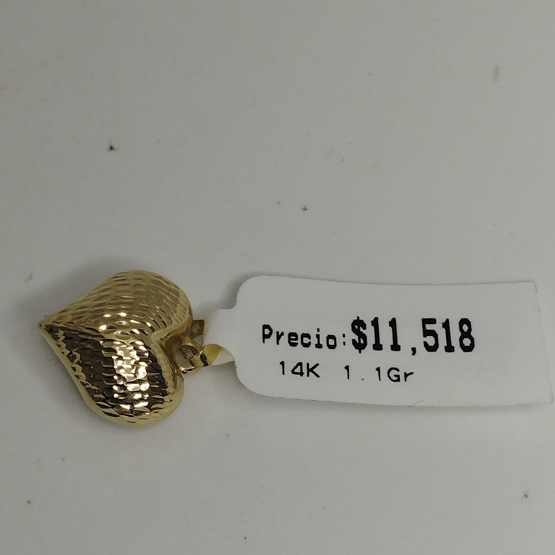 DIJE TEJIDO CORAZON LABRADO 14K 1.1 GR (NUEVO)