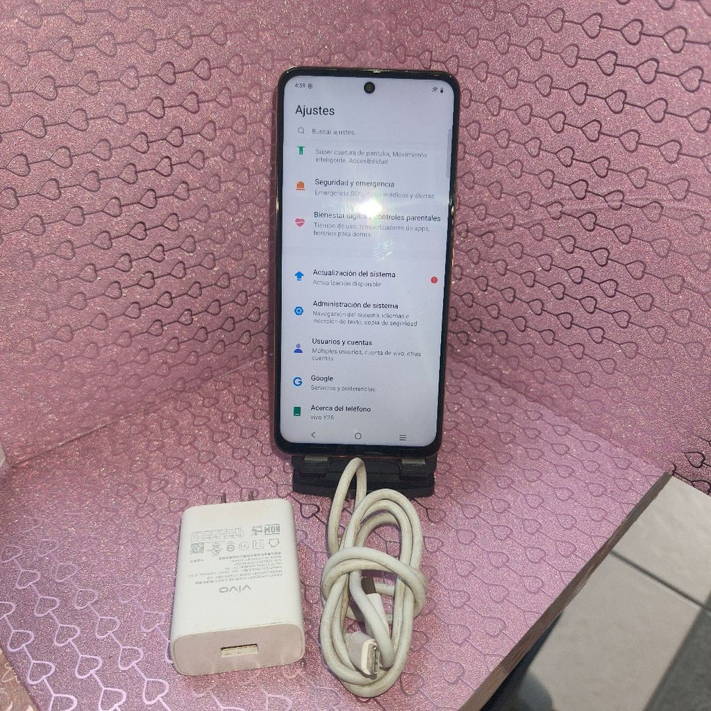 CELULAR VIVO Y28 V2352 256 GB 8 GB RAM (SEMINUEVO)