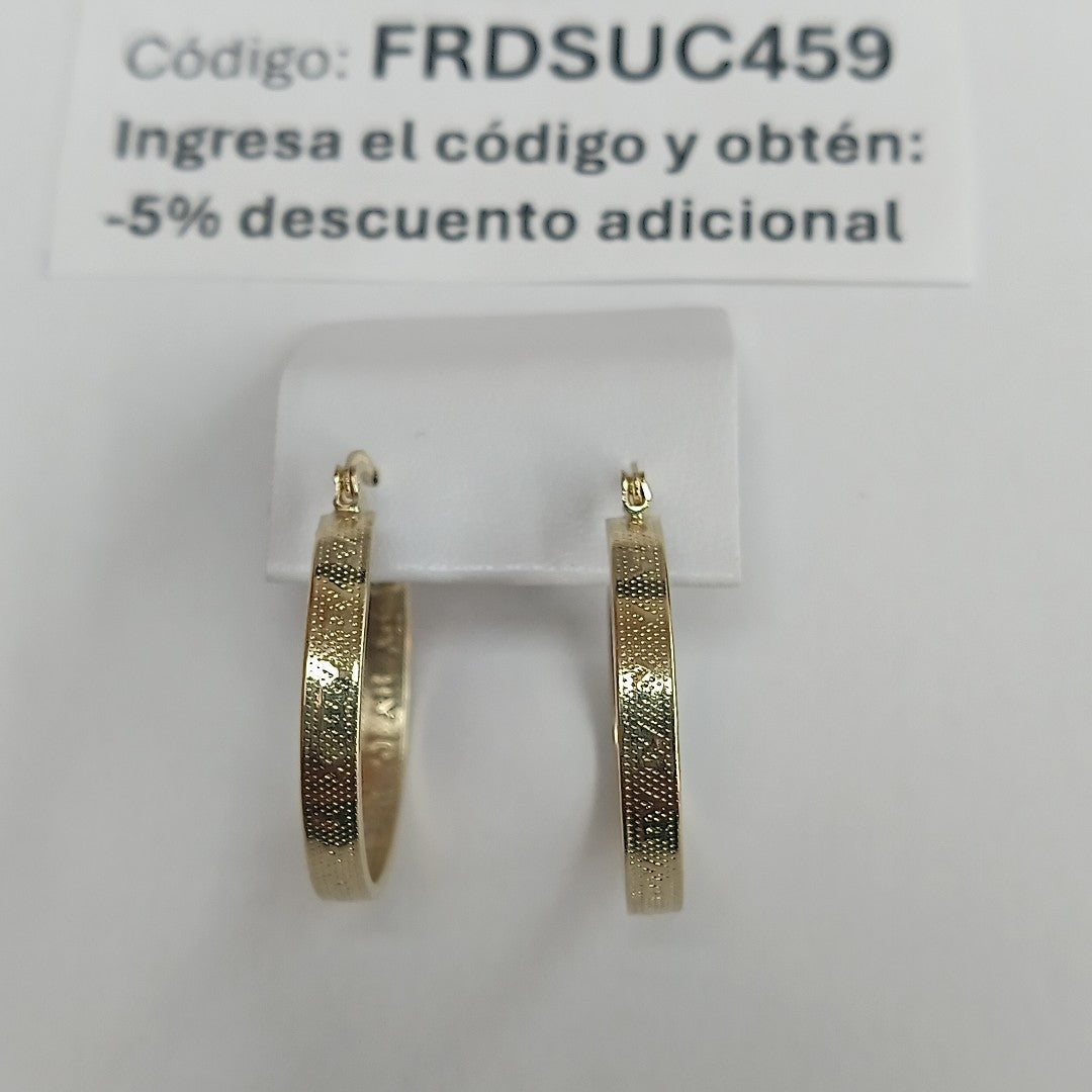 ARETES ARRACADAS TROQUELADA 14K 2.7 GR (NUEVO)