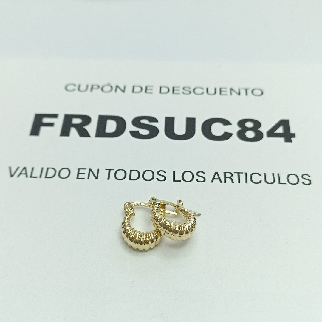 ARETES ARRACADA ESTRIADAS 14K 1.1 GR (NUEVO)