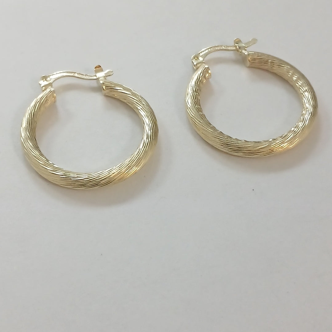 ARETES TEJIDO ARRACADAS ASTRIADAS 14K 2.8 GR (NUEVO)