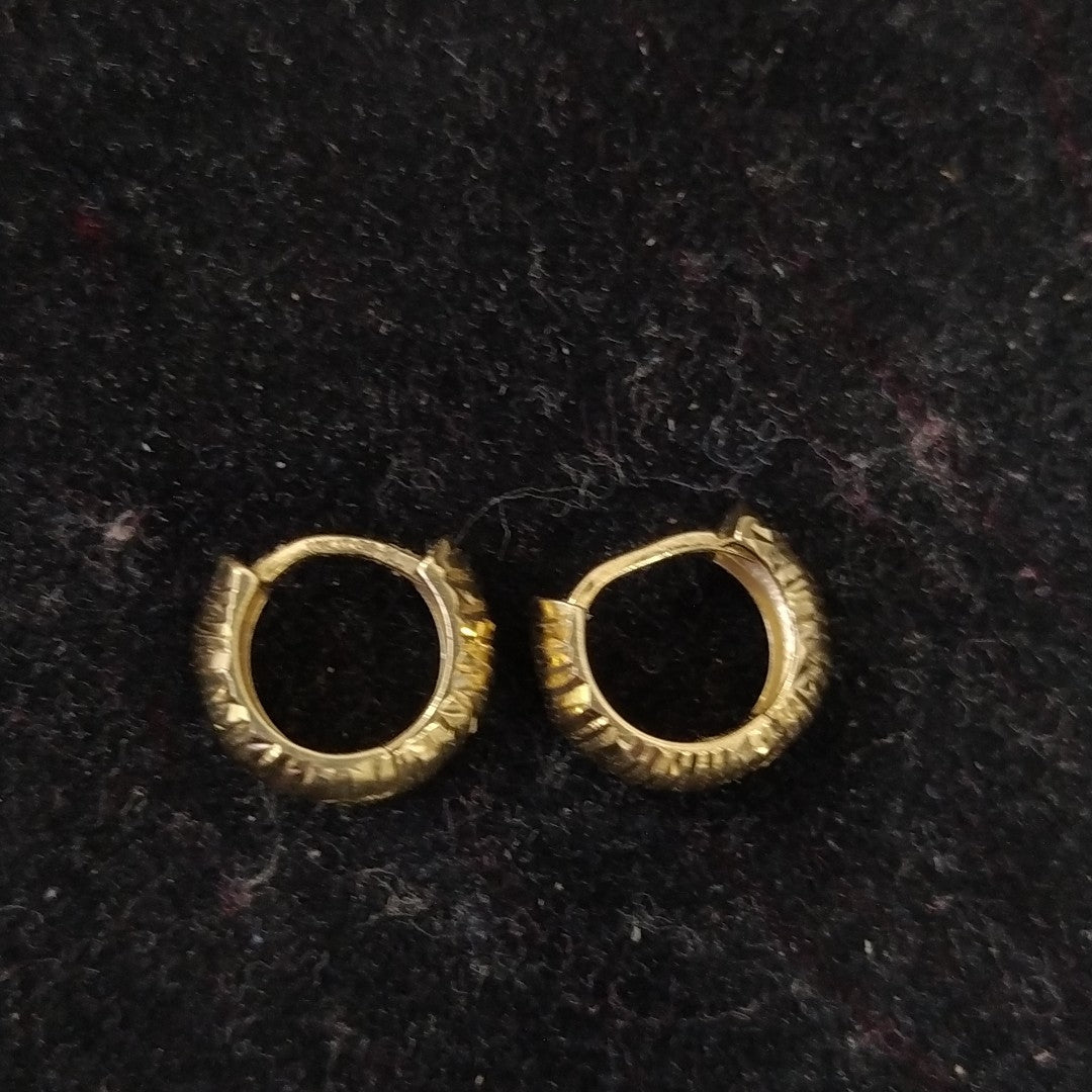 ARRACADAS PAR ORO 10 K 1,60 GRMS (SEMINUEVO)