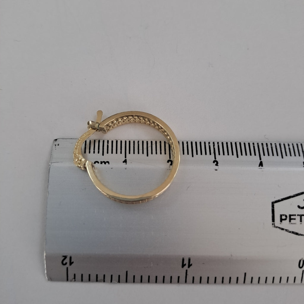 ARETES ARRACADA LABRADA 10K 1.9 GR (NUEVO)
