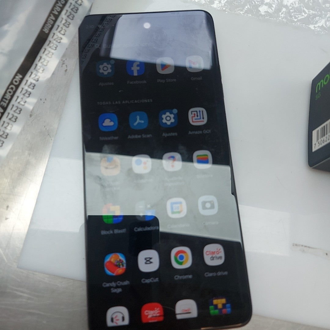 CELULAR MOTOROLA MOTO G84 XT2347-1 (2023) 256 GB 8 GB RAM (SEMINUEVO)