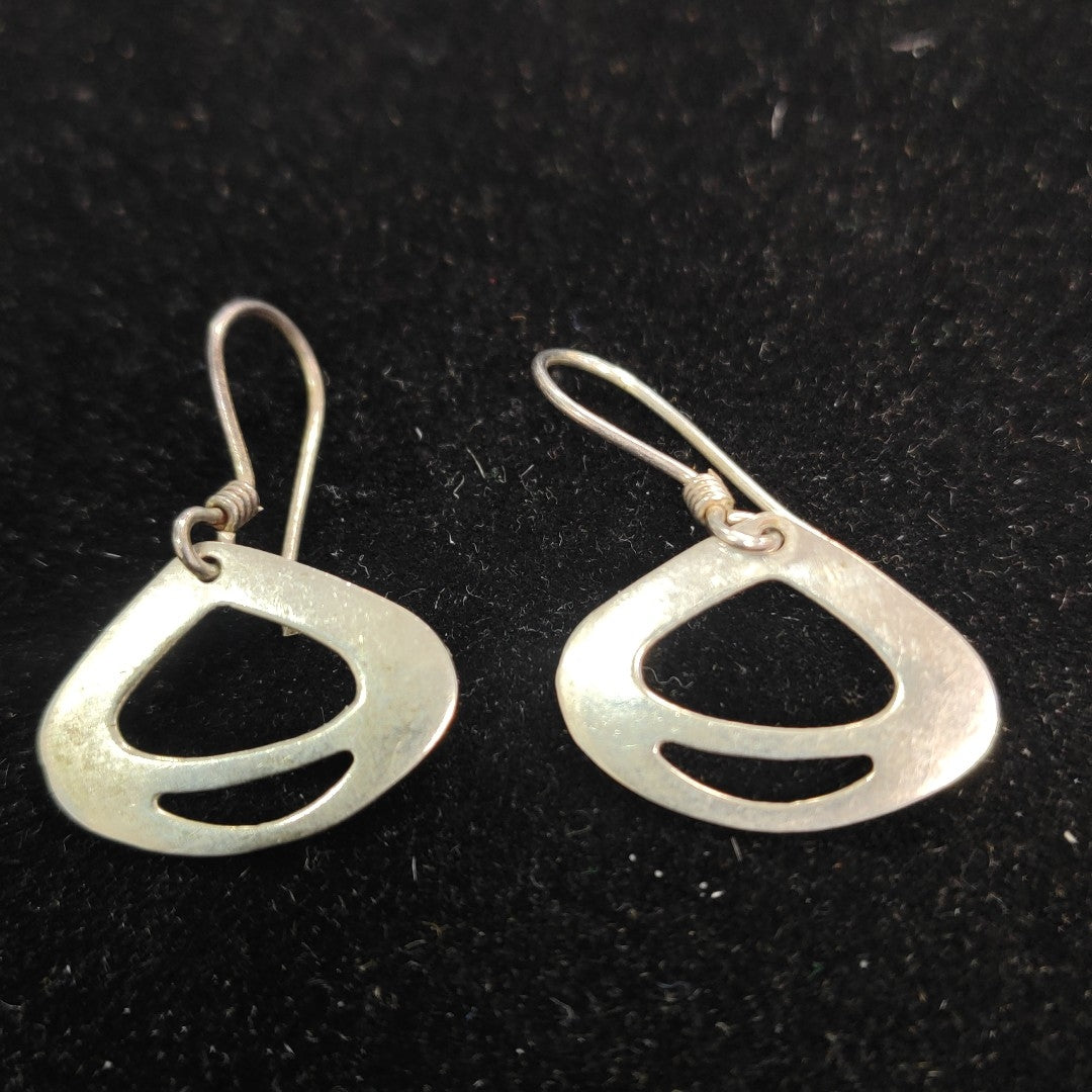 ARETES PAR PLATA 2,40 GRMS (SEMINUEVO)