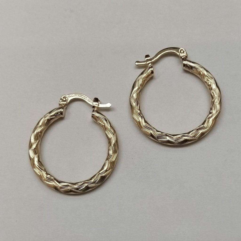 ARETES TEJIDO ARRACADA LABRADA 14K 2.7 GR (NUEVO)