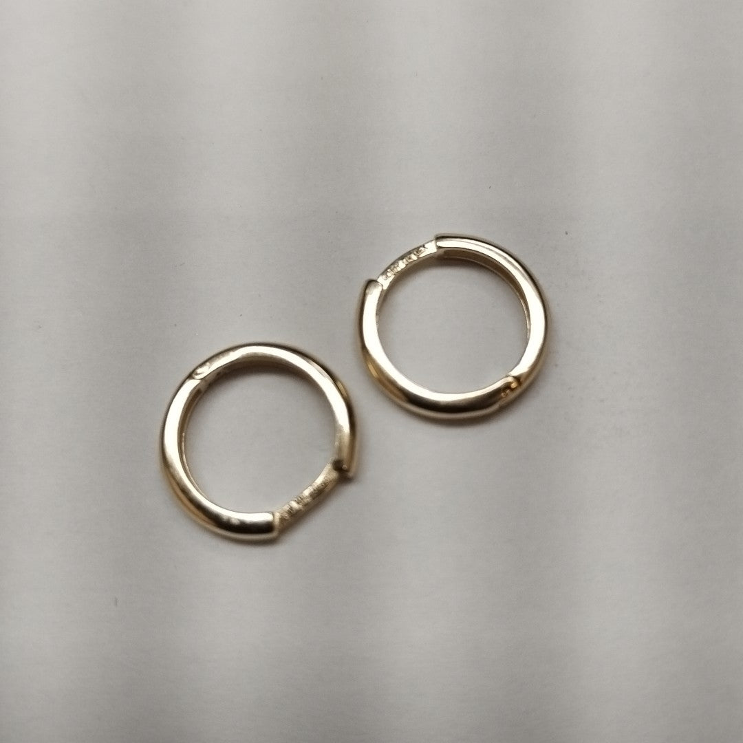 ARETES ARRACADAS LISAS 14K 1.6 GR (NUEVO)
