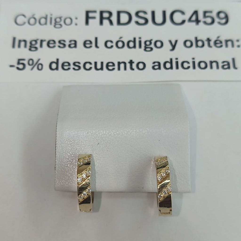 ARETES HUGGIES CON CIRCONIAS 14K 2.3 GR (NUEVO)