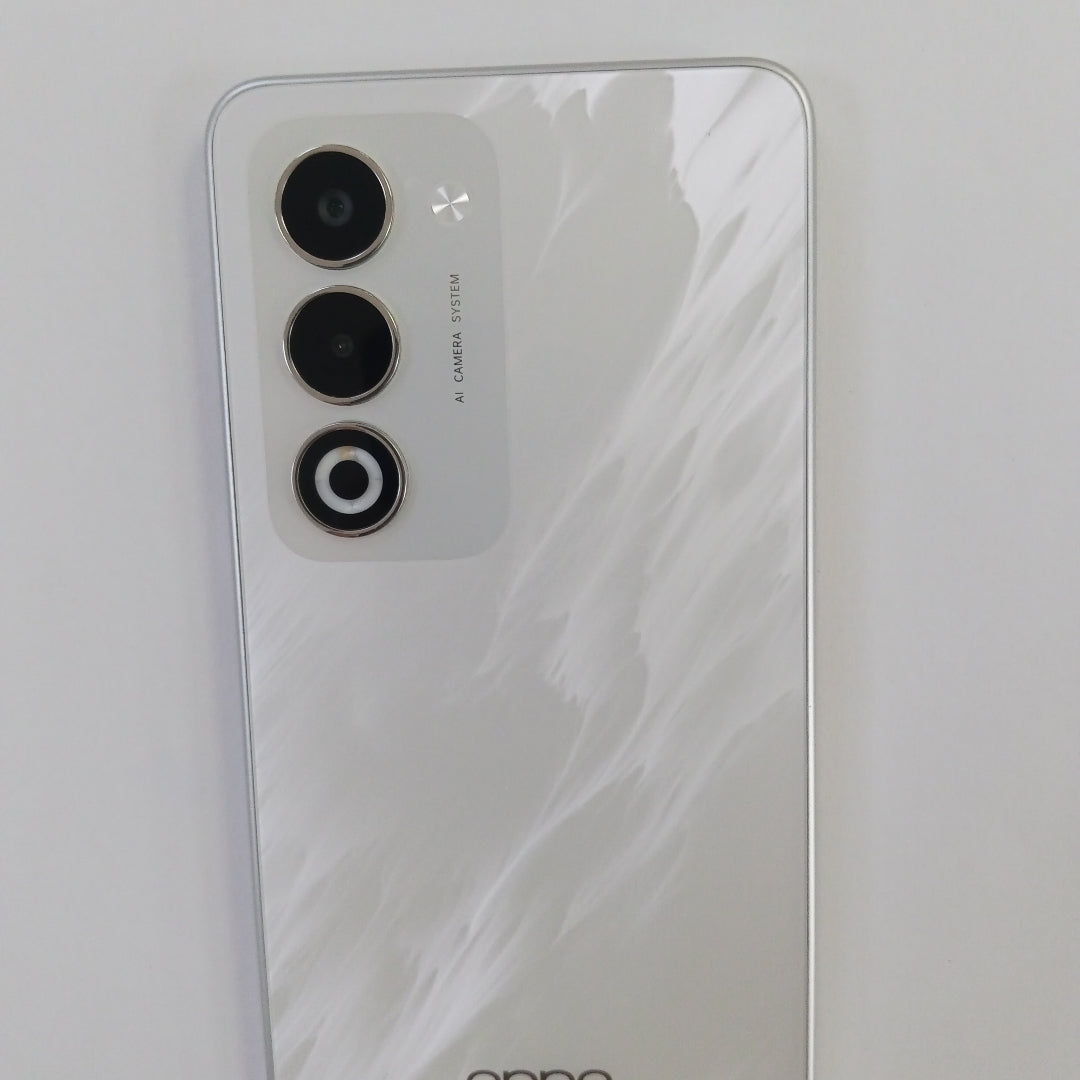 CELULAR OPPO A5 CPH2727 (2025) 256 GB 4 GB RAM (SEMINUEVO)
