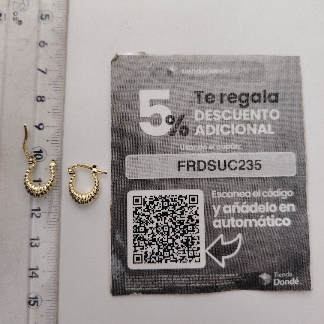 ARETES ARRACADA ESTRIADAS 14K 1.1 GR (NUEVO)
