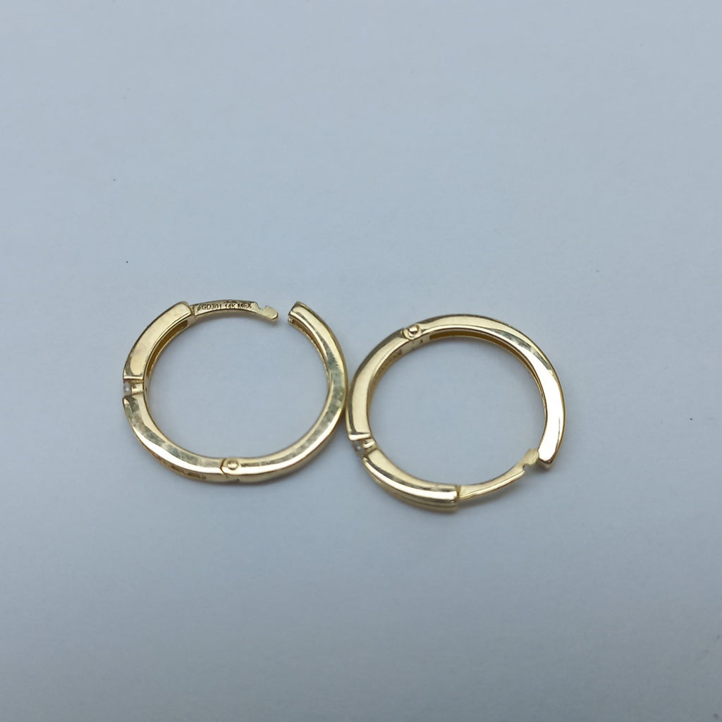 ARETES ARRACADAS LISAS 14K 2.3 GR (NUEVO)