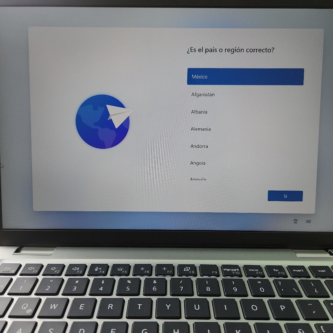 LAPTOP DELL PRO 13 PLUS PB13250 (2026) 512 GB SSD 16 GB RAM (SEMINUEVO)