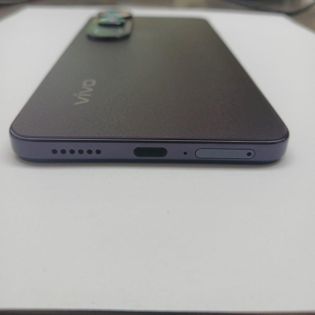 CELULAR VIVO V50 LITE V2441 (2025) 256 GB 8 GB RAM (SEMINUEVO)
