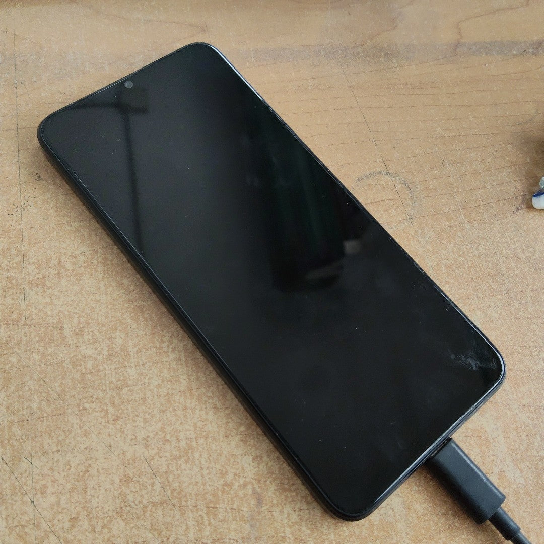 CELULAR OPPO A38 CPH2579 (2023) 128 GB 4 GB RAM (SEMINUEVO)