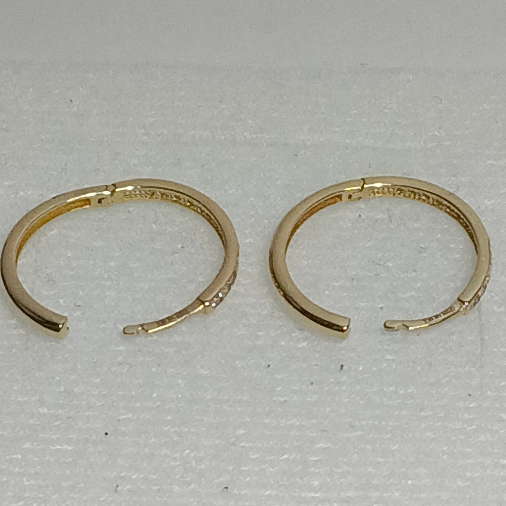 ARETES ARRACADAS C CIRCONIAS 14K 2 GR (NUEVO)