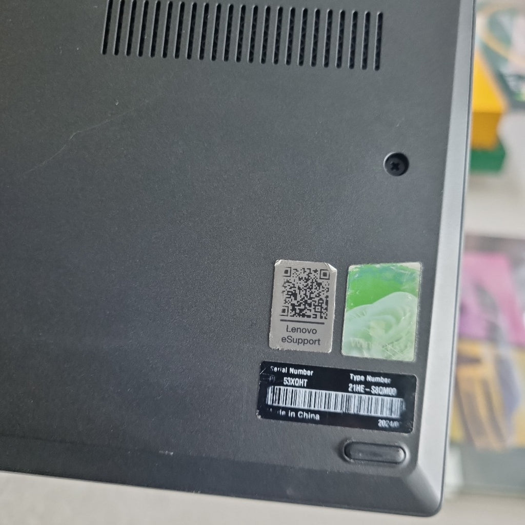 LAPTOP LENOVO THINKPAD T14 GEN 4 (2024) 512 GB SSD 16 GB RAM (SEMINUEVO)