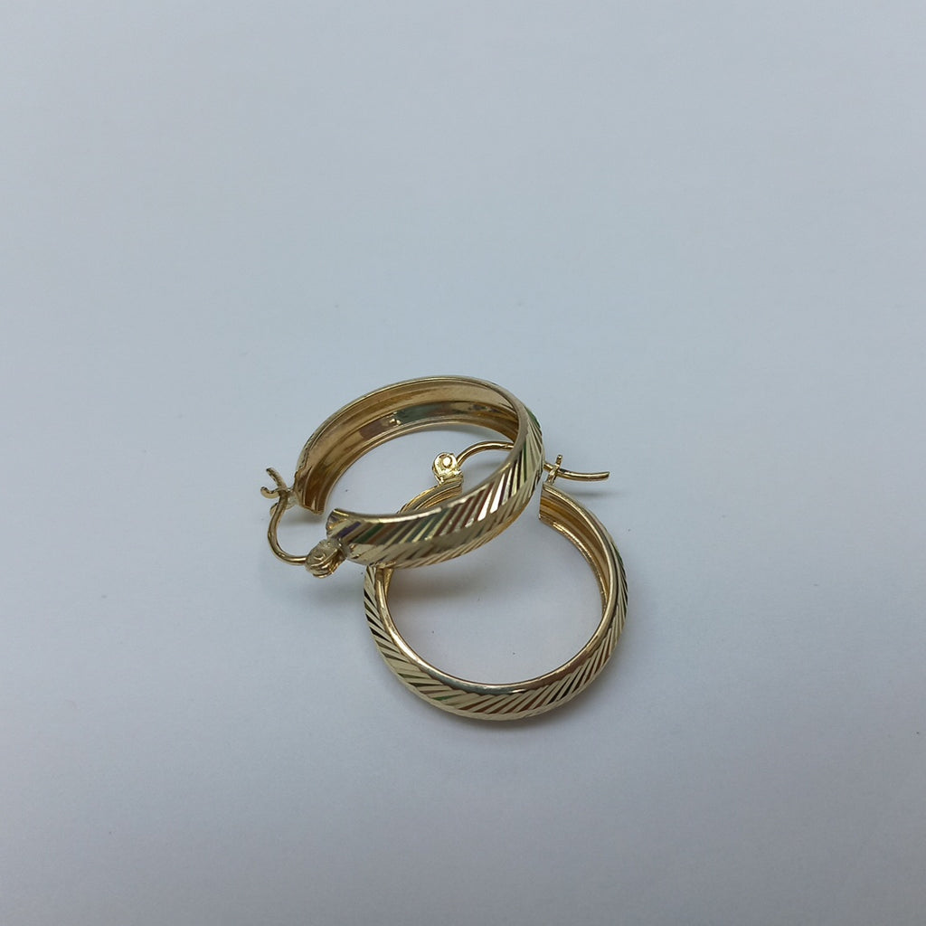 ARETES ARRACADAS LABRADAS 10K 2.8 GR (NUEVO)