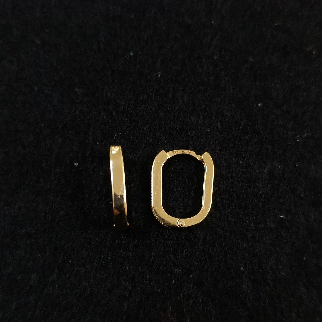 ARETES HUGGIES OVALADA C CIRCONIAS 14K 2.4 GR (NUEVO)