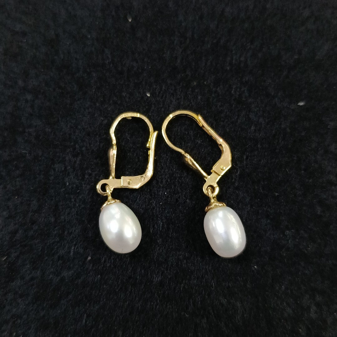 ARETES C PERLAS SINTETICAS 10K 2.2 GR (NUEVO)