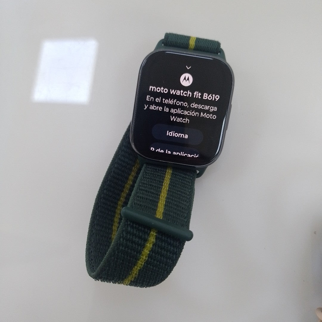 SMARTWATCH MOTOROLA MOTO WATCH FIT 49 MM BLUETOOTH (SEMINUEVO)