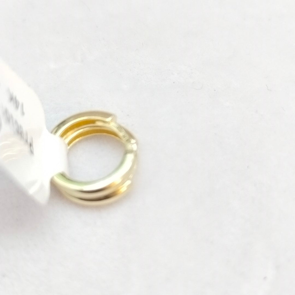 ARETES HUGGIES LISAS 14K 1.4 GR (NUEVO)