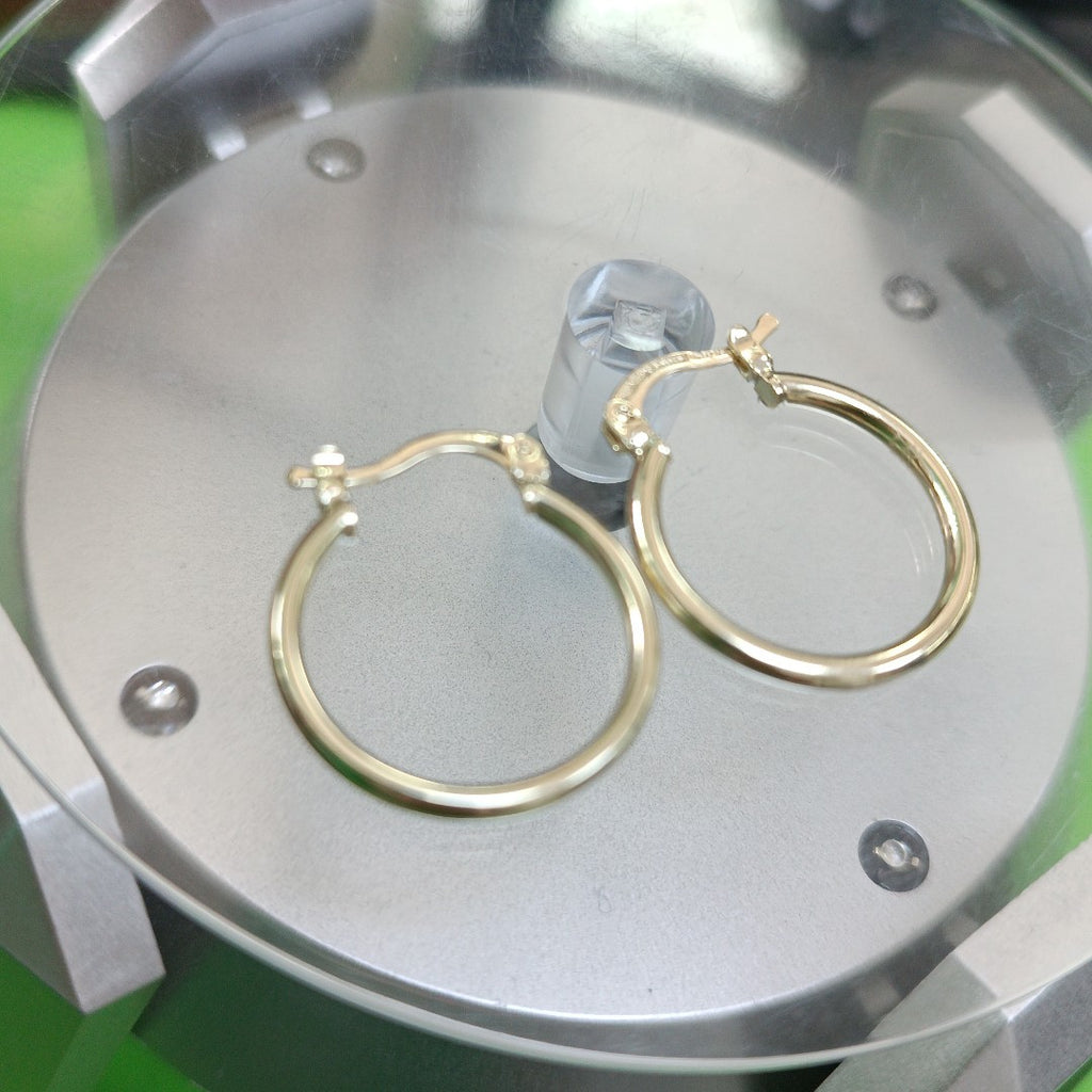 ARETES TEJIDO ARRACADAS LISAS 14K 1.2 GR (NUEVO)