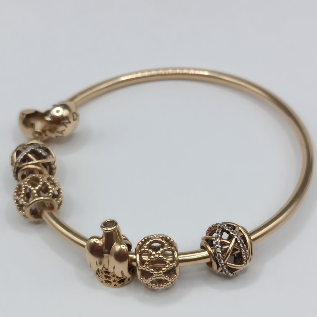 PULSERA RIGIDA ORO 14 K 19.2 GRMS (SEMINUEVO)